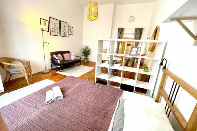 Kiadó téglalakás, albérlet, Győrött 180 E Ft / hó, 1 szobás