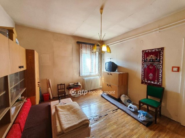 Eladó családi ház, Budapesten, XIX. kerületben 75 M Ft, 3 szobás