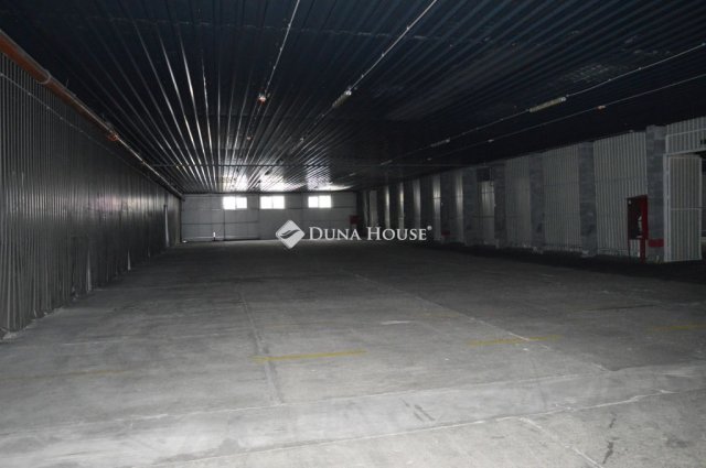 Kiadó ipari ingatlan, Debrecenben 3055 E Ft / hó