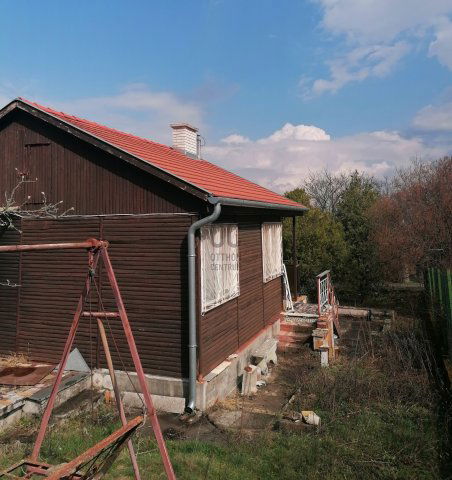 Eladó családi ház, Szentendrén 43.9 M Ft, 2 szobás