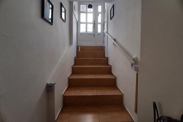Kiadó üzlethelyiség, Budapesten, V. kerületben 300 E Ft / hó