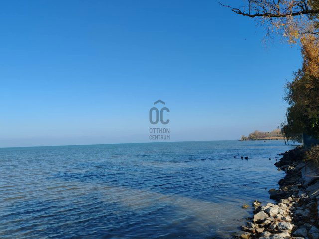 Eladó téglalakás, Zamárdiban 128 M Ft, 4 szobás