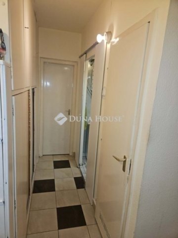 Eladó panellakás, Budapesten, X. kerületben 69.99 M Ft, 3 szobás