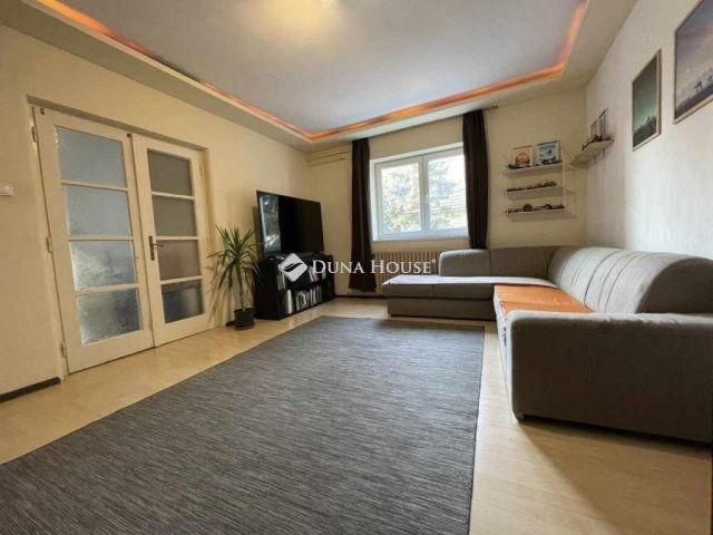 Eladó téglalakás, Budakeszin 125 M Ft, 4 szobás