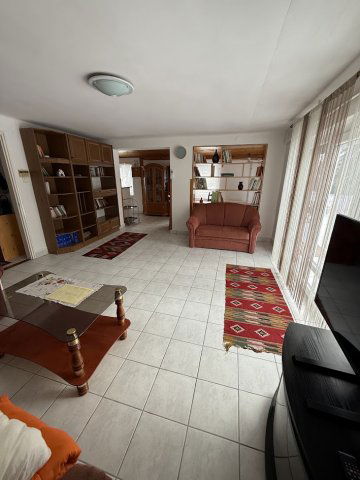 Eladó családi ház, Dombóváron 36.5 M Ft, 1+2 szobás