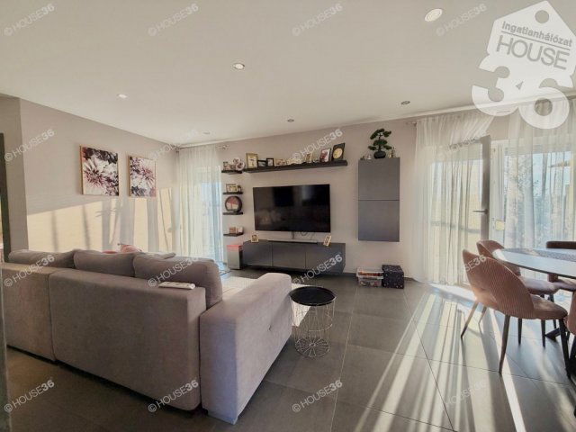 Eladó sorház, Kecskeméten 75.9 M Ft, 3 szobás