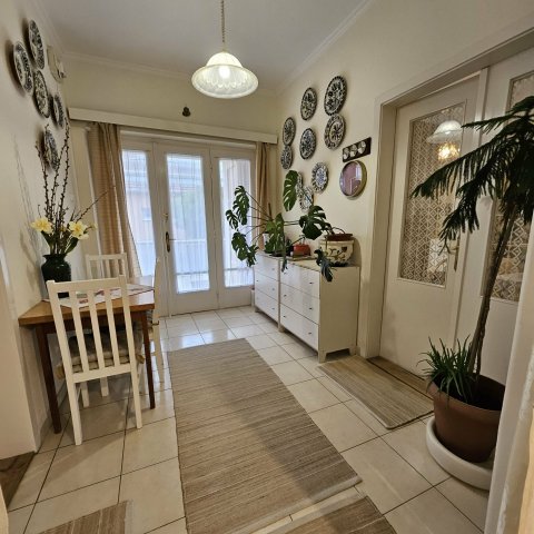 Eladó családi ház, Kunszentmiklóson 89.9 M Ft, 3 szobás