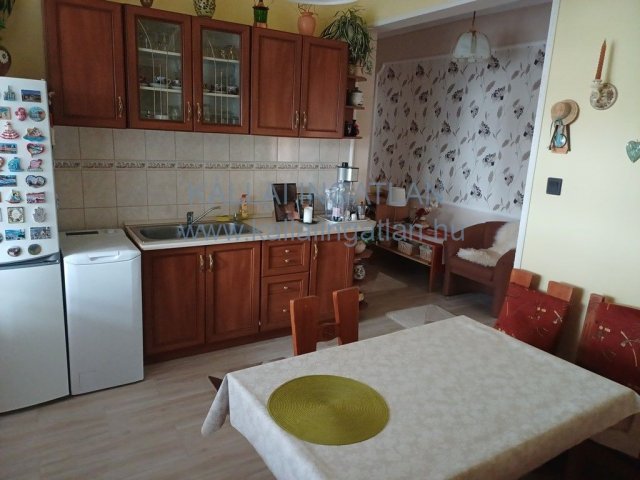 Eladó családi ház, Nyíregyházán 62.9 M Ft, 2+1 szobás