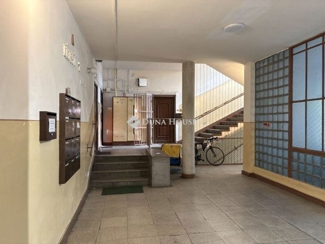 Eladó téglalakás, Budapesten, XXI. kerületben 62.9 M Ft
