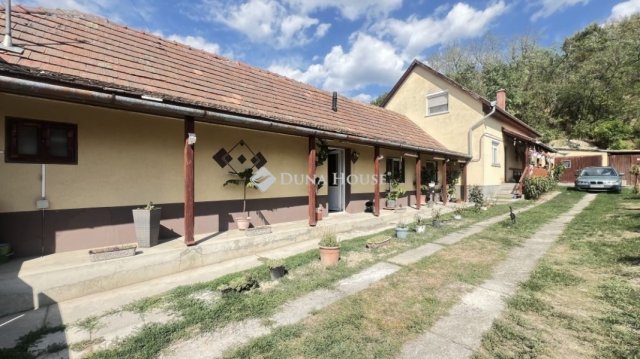 Eladó családi ház, Egerszalókon 98.4 M Ft, 4+2 szobás
