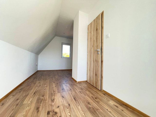Eladó családi ház, Szigetbecsén 91 M Ft, 3 szobás