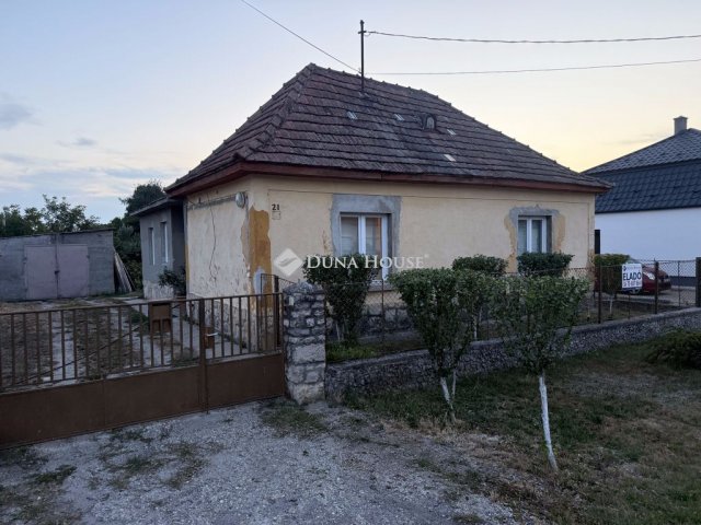 Eladó családi ház, Vámosszabadin 44.8 M Ft, 3 szobás