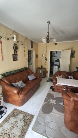 Eladó családi ház, Velencén 69 M Ft, 3+1 szobás