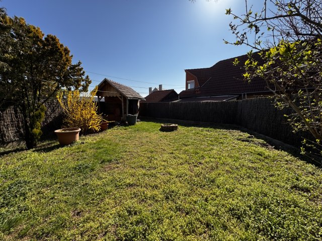 Eladó sorház, Pécsett, Kispiricsizma dűlőn 114.9 M Ft, 3 szobás