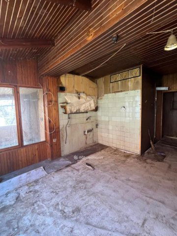Eladó családi ház, Siklóson 9.8 M Ft, 2 szobás