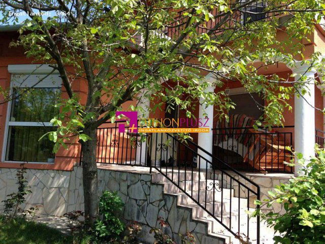 Eladó családi ház, Érden 164.9 M Ft, 5 szobás