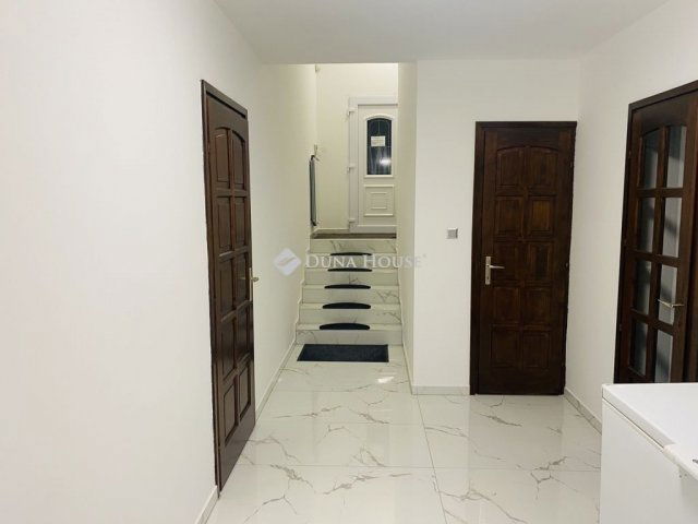 Eladó családi ház, Érden 199.5 M Ft, 3 szobás