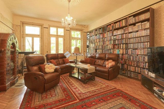 Eladó családi ház, Budapesten, VIII. kerületben 290 M Ft