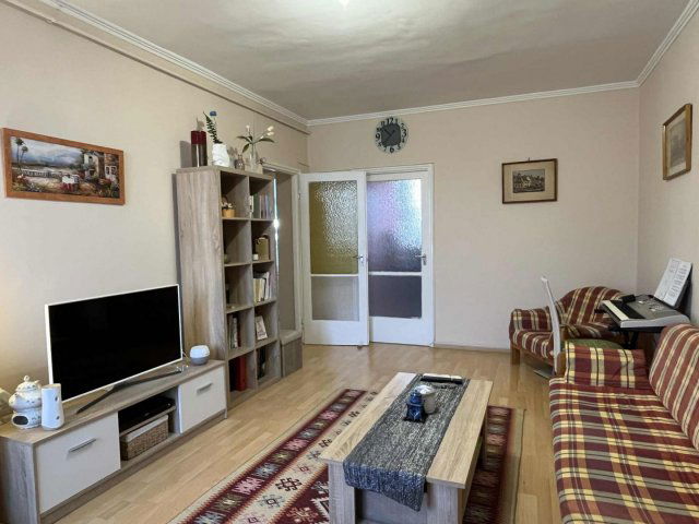 Eladó téglalakás, Egerben 27.99 M Ft, 2 szobás