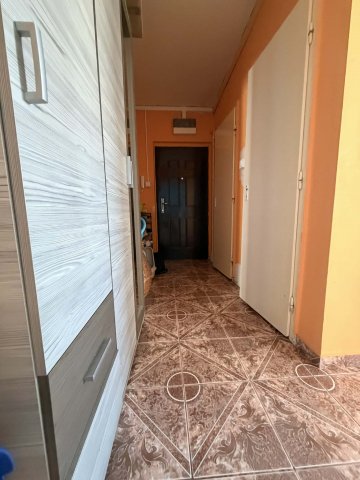 Eladó panellakás, Tatabányán 43.9 M Ft, 2 szobás