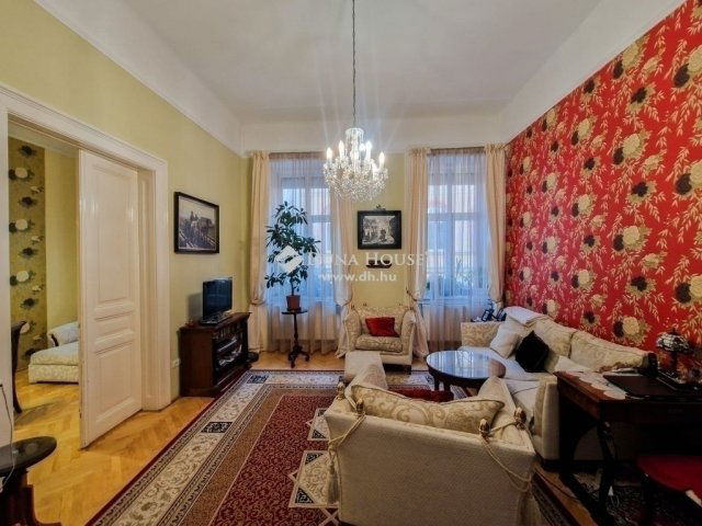 Eladó téglalakás, Budapesten, VII. kerületben 87.9 M Ft