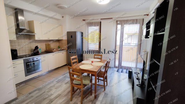 Kiadó téglalakás, albérlet, XIII. kerületben, Úszódaru utcában