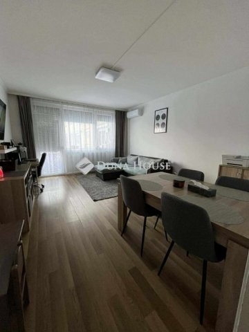 Eladó téglalakás, Dabason 62.9 M Ft, 2 szobás