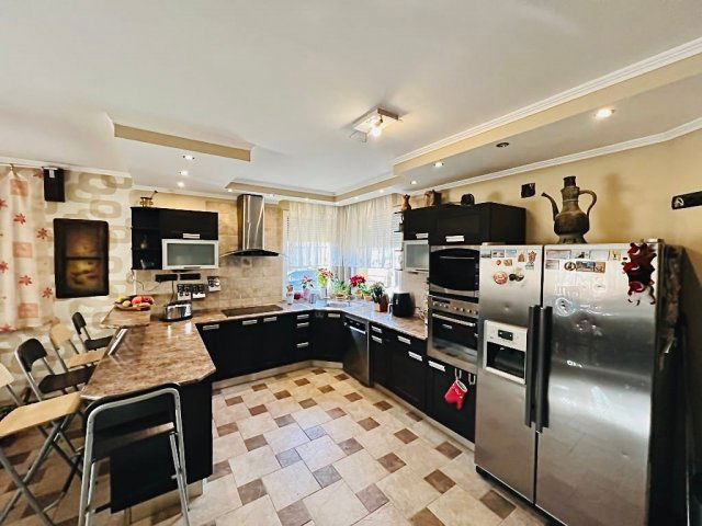 Eladó családi ház, Halásztelken 159.9 M Ft, 7 szobás