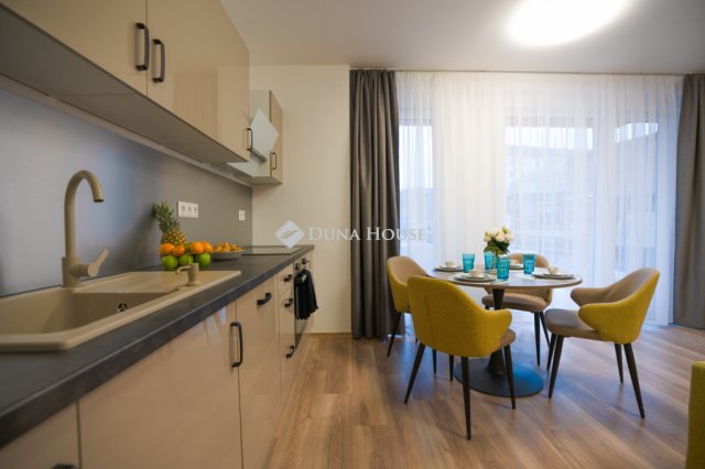 Eladó téglalakás, Budapesten, VIII. kerületben 48.729 M Ft