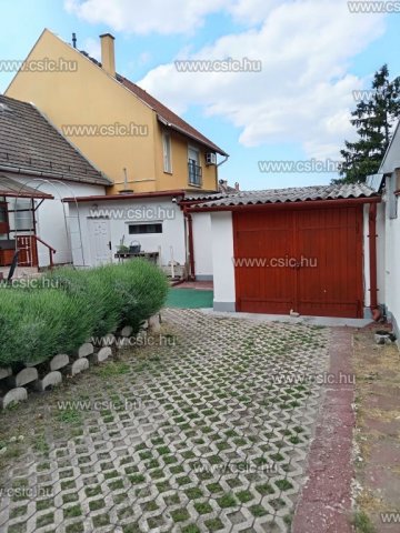 Eladó telek, Budapesten, IV. kerületben 149.9 M Ft, 2+5 szobás