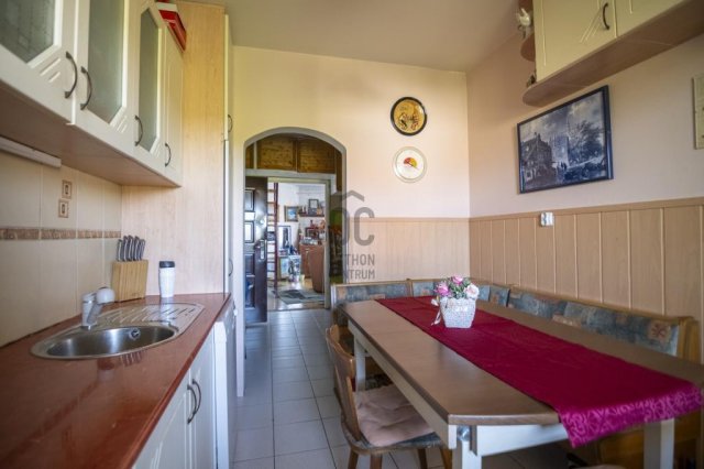 Eladó panellakás, Budapesten, IV. kerületben 99.8 M Ft, 4 szobás