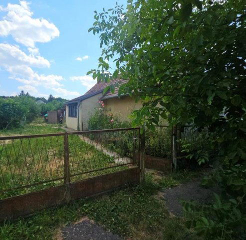 Eladó családi ház, Lábodon 11 M Ft, 1 szobás