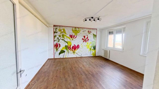 Kiadó panellakás, albérlet, Veszprémben, Haszkovó utcában