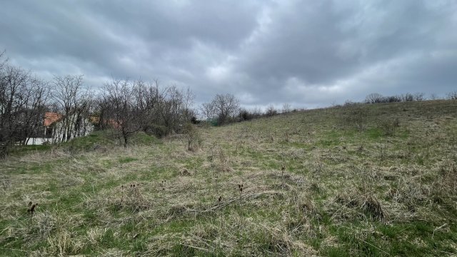 Eladó telek, Pannonhalmán 35 M Ft / költözzbe.hu