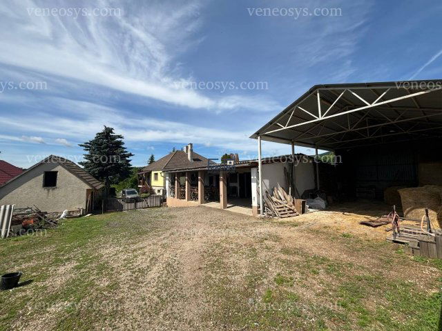 Eladó családi ház, Héregen 148 M Ft, 8 szobás