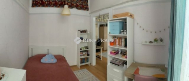 Eladó téglalakás, Budapesten, VIII. kerületben 66 M Ft, 3 szobás