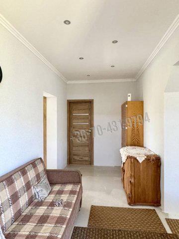 Eladó családi ház, Váraszón 27.9 M Ft, 4 szobás