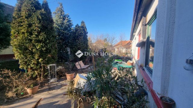 Eladó családi ház, Dányon 48 M Ft, 5 szobás