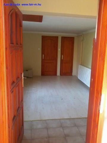 Eladó családi ház, Hódmezővásárhelyen 13.5 M Ft, 4 szobás