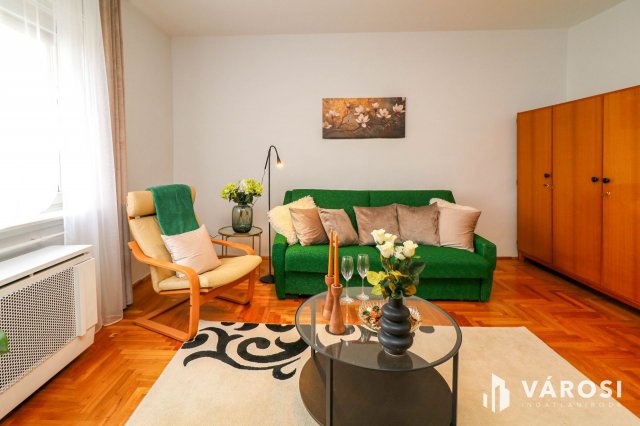 Eladó családi ház, Békéscsabán 46 M Ft, 2 szobás