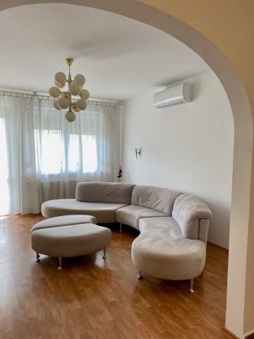 Kiadó téglalakás, albérlet, Debrecenben 290 E Ft / hó, 3 szobás