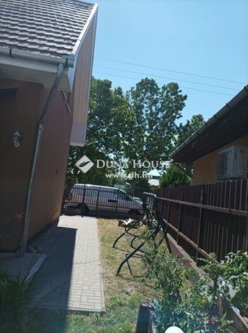 Eladó téglalakás, Gyálon 80 M Ft, 4 szobás