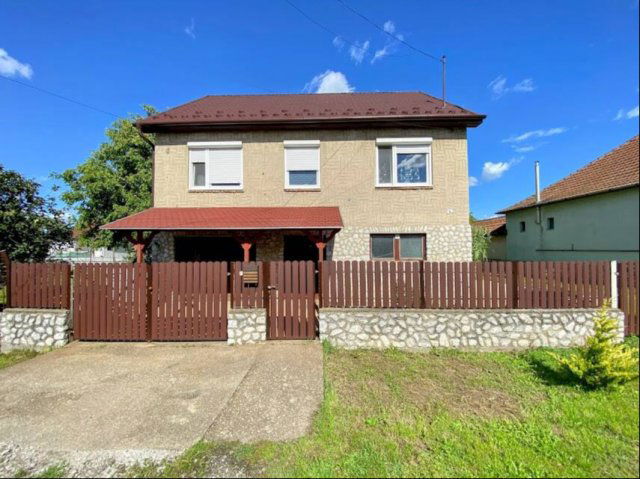 Eladó családi ház, Emődön 46.45 M Ft, 2 szobás