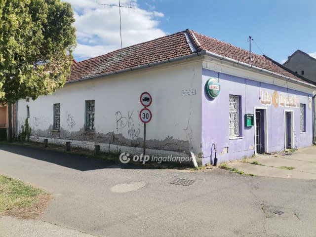 Eladó üzlethelyiség, Gyulán 25 M Ft / költözzbe.hu