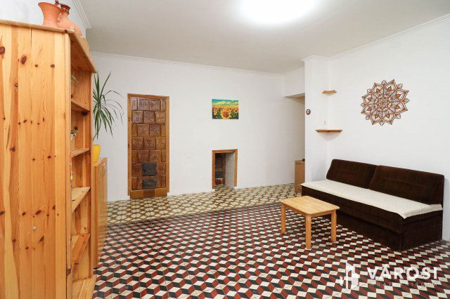 Eladó családi ház, Békésen 43 M Ft, 4+1 szobás