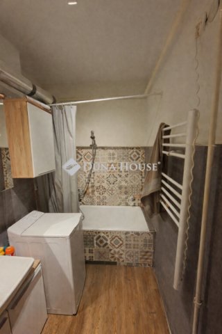 Eladó téglalakás, Szegeden 59.9 M Ft, 2 szobás