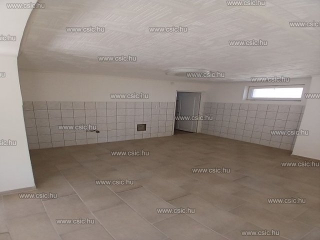 Eladó családi ház, Örkényen 45 M Ft, 3 szobás