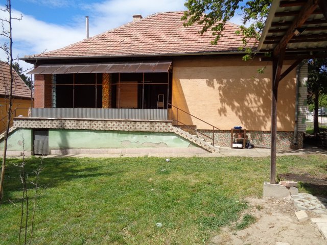 Eladó családi ház, Érden 84.9 M Ft, 4 szobás
