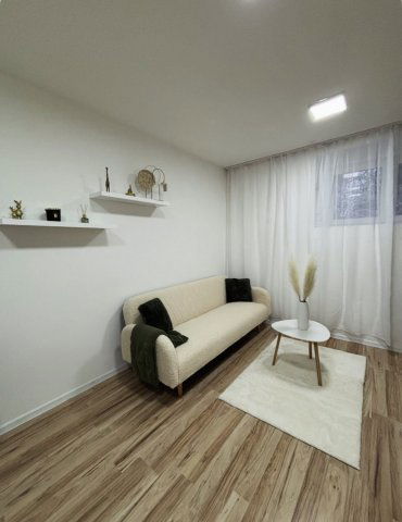 Eladó téglalakás, Budapesten, X. kerületben, Szent László téren