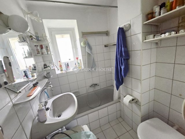 Eladó téglalakás, Budapesten, II. kerületben 184.9 M Ft